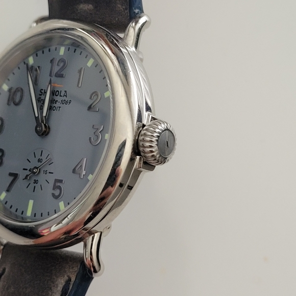 Shinola – Women's Runwell Watch - Picture 5 of 11